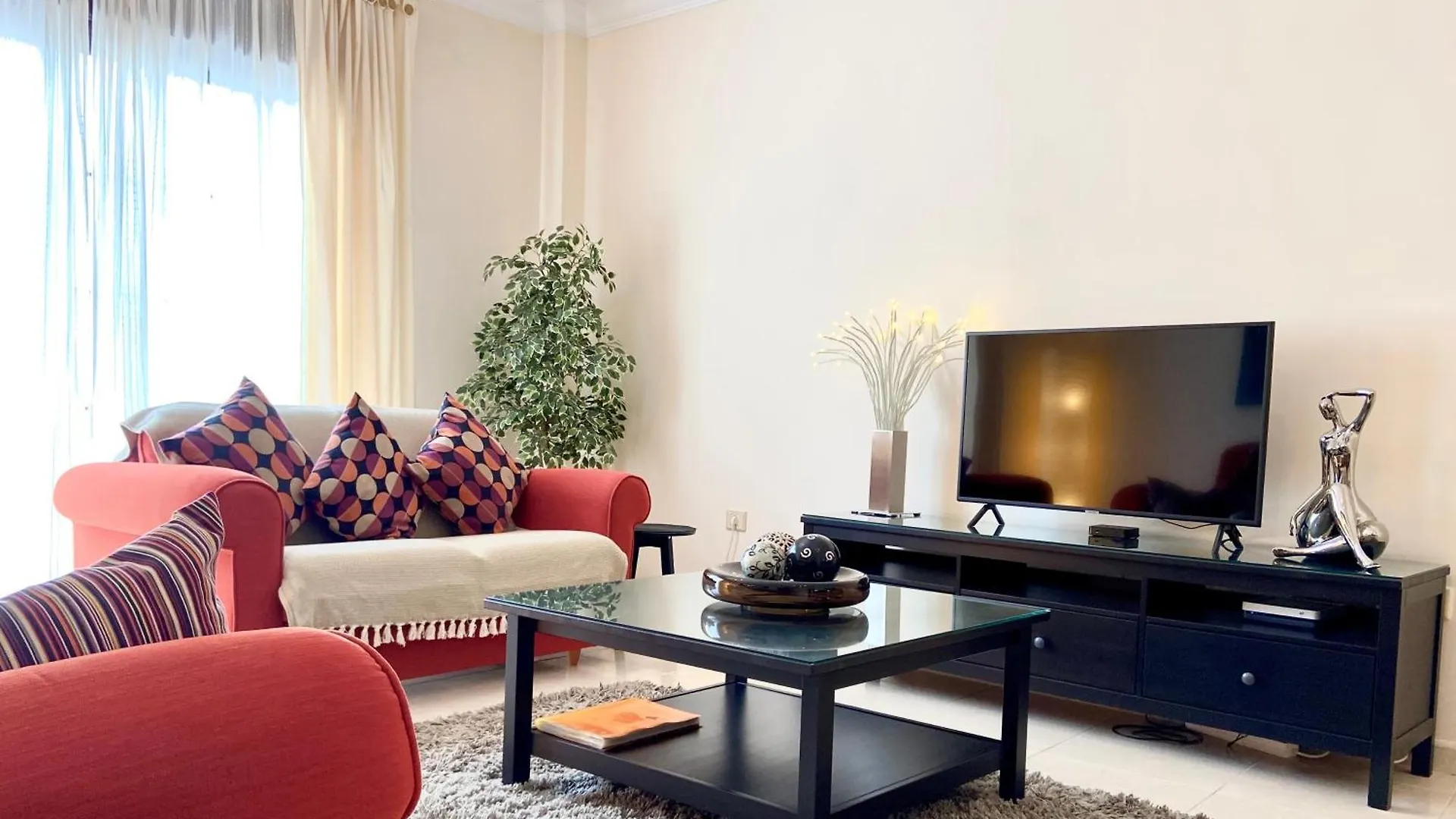 Appartement Number 5 At The Marina, Playa San Juan Beach Tenerife Espagne